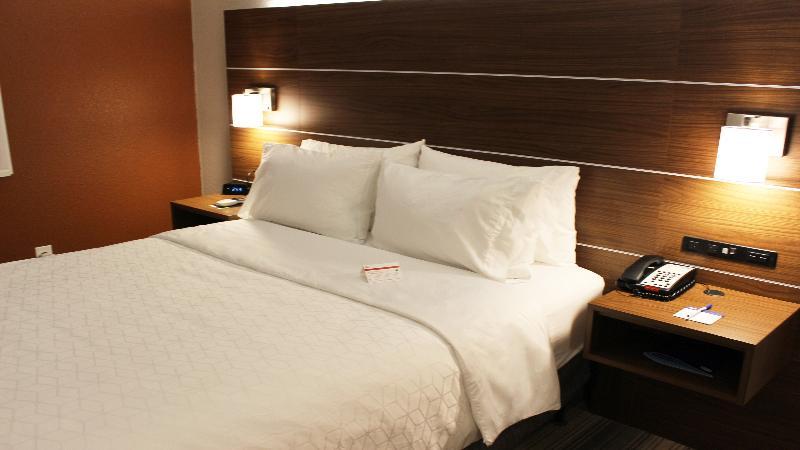 Holiday Inn Express Winfield - Teays Valley Hurricane Екстериор снимка