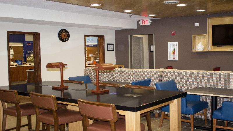 Holiday Inn Express Winfield - Teays Valley Hurricane Екстериор снимка