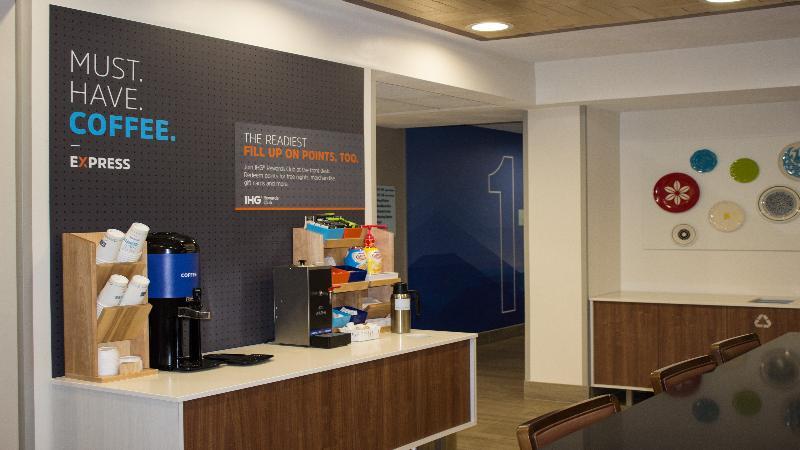 Holiday Inn Express Winfield - Teays Valley Hurricane Екстериор снимка